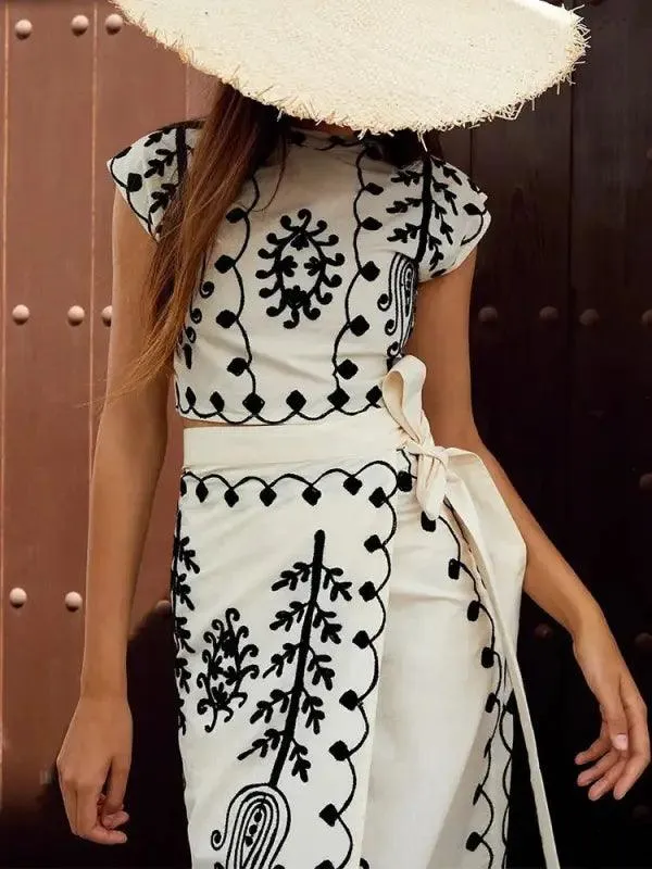 Chic Printed Two-Piece Dress for Vacation Getaways