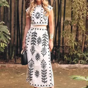 Chic Printed Two-Piece Dress for Vacation Getaways